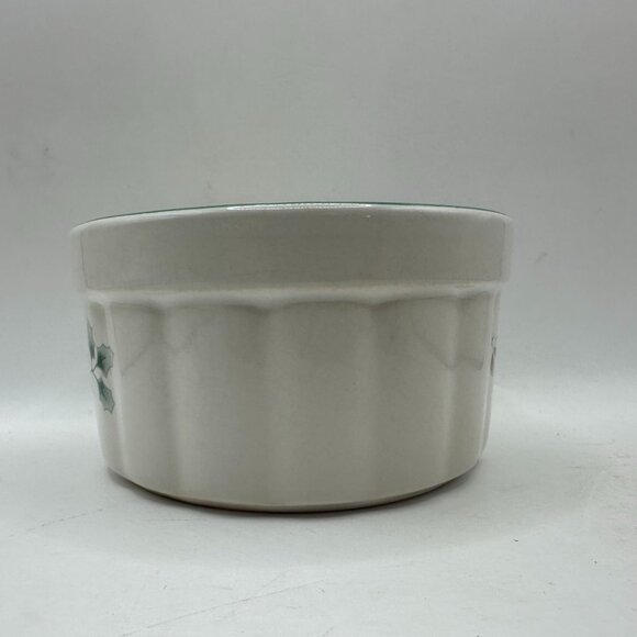 Pfaltzgraff Holiday Heritage Stoneware Bowl With Holly Pattern - Picture 4 of 6